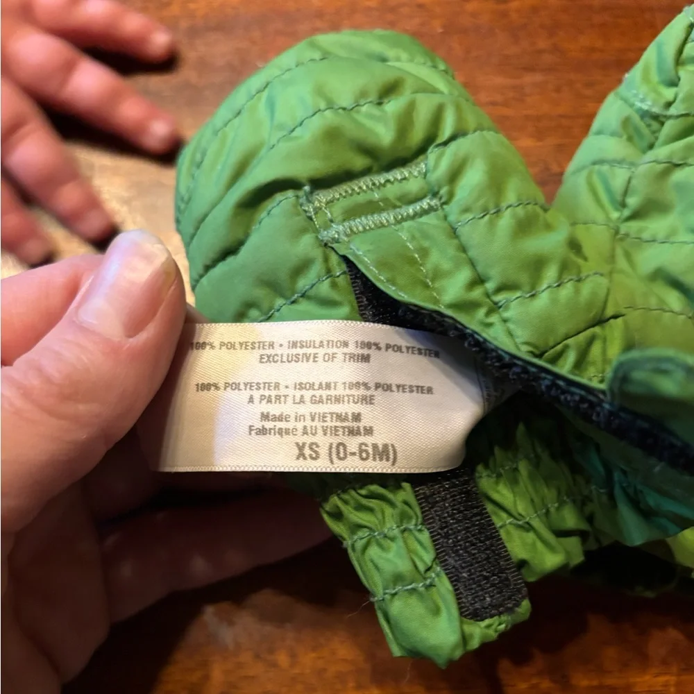 Patagonia baby mittens 0-6 month old